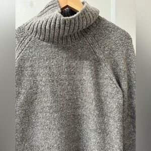 Grey chunky knit sweater